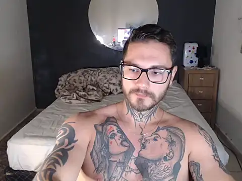 clark r online show from November 11, 4:45 pm