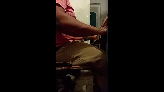 AlanDickson online show from October 28, 8:28 am