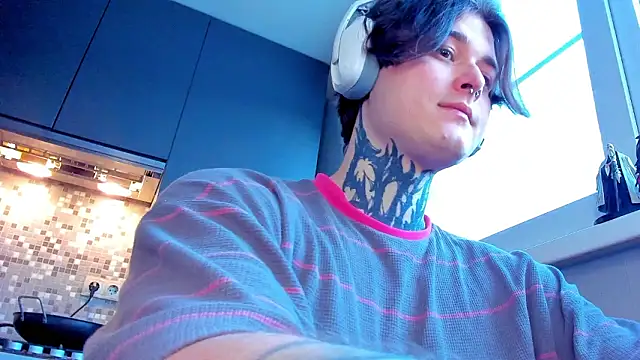  torfin  online show from February 3, 6:40 am