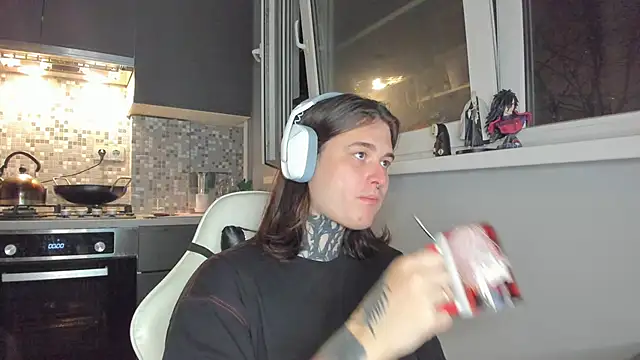  torfin  online show from March 7, 9:06 pm