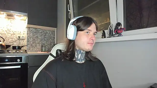  torfin  online show from March 5, 8:55 pm