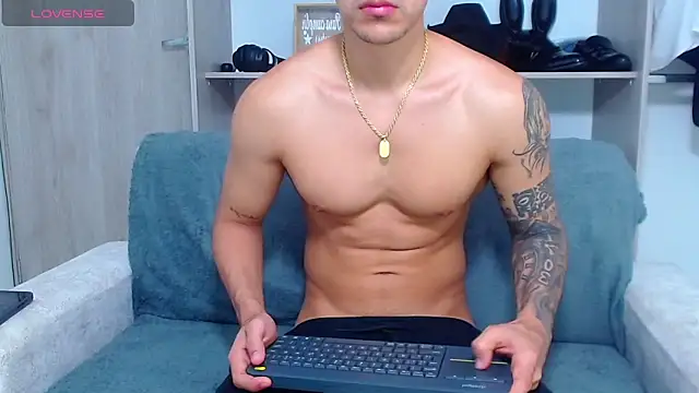 Tristan-bm online show from October 16, 12:02 pm