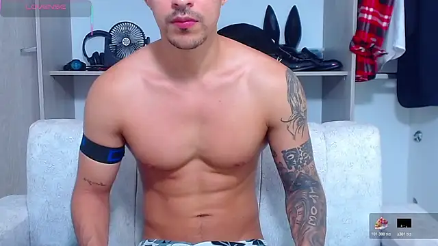 Tristan-bm online show from November 6, 1:03 pm