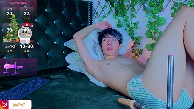 Levii Ackermann online show from December 16, 2:24 pm