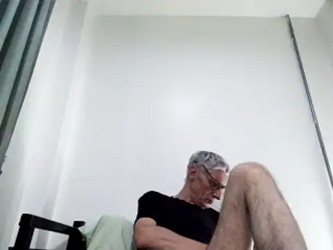 BIGUNCUTHARDCOCK online show from February 21, 11:01 am