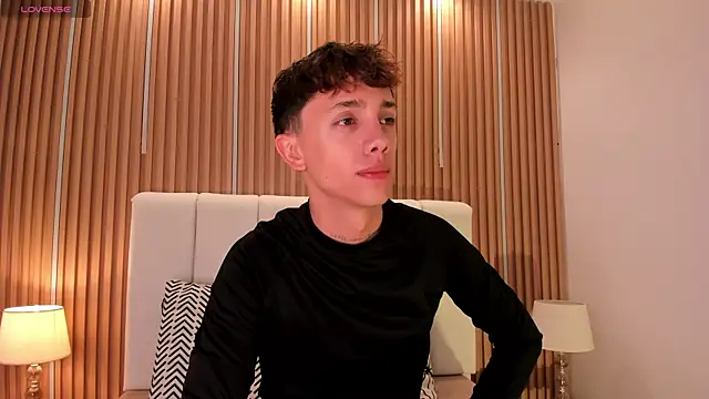 Tomy Rox online show from February 8, 5:39 pm