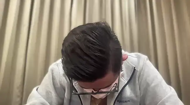 Snapshot of slavekinky001 chatting on January 13, 8:04 pm slavekinky001 online show from January 13, 8:04 pm