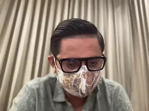 slavekinky001 online show from April 10, 8:05 pm