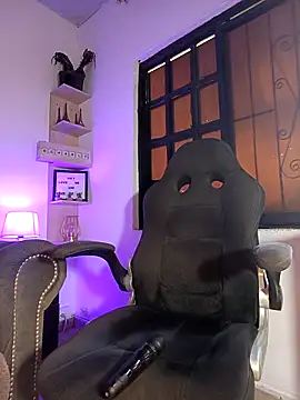 Naughty Charly online show from September 30, 1:14 pm