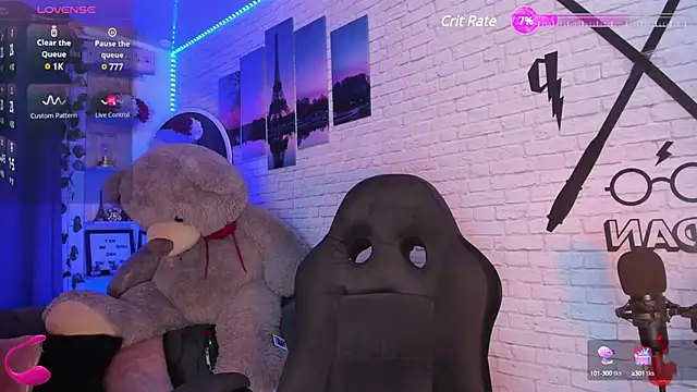 Naughty Charly online show from January 21, 12:13 pm