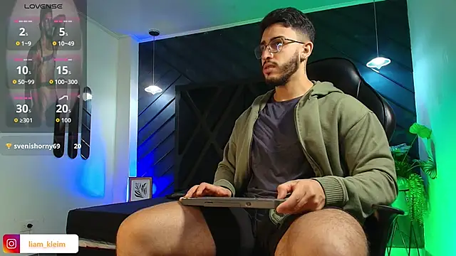 Liam Kleiin online show from April 7, 11:32 am