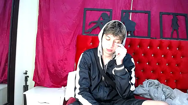 Snapshot of _Thomas_hot_ chatting on February 27, 4:09 am Thomas hot online show from February 27, 4:09 am
