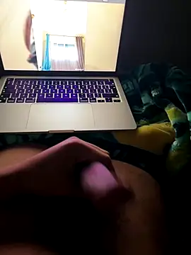 Snapshot of anass68 chatting on October 8, 9:46 am anass68 online show from October 8, 9:46 am