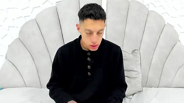 thiago19s online show from March 11, 7:48 am