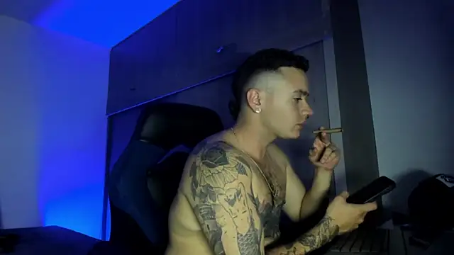 male pussy online show from December 4, 1:12 am