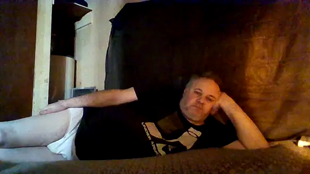 Nightshade7712 online show from November 5, 6:59 am