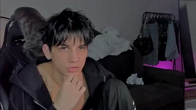 Snapshot of MarkBrowniii chatting on January 21, 8:00 pm MarkBrowniii online show from January 21, 8:00 pm