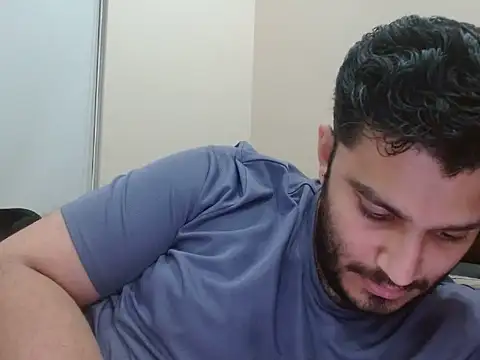 robintoit online show from October 30, 3:57 pm