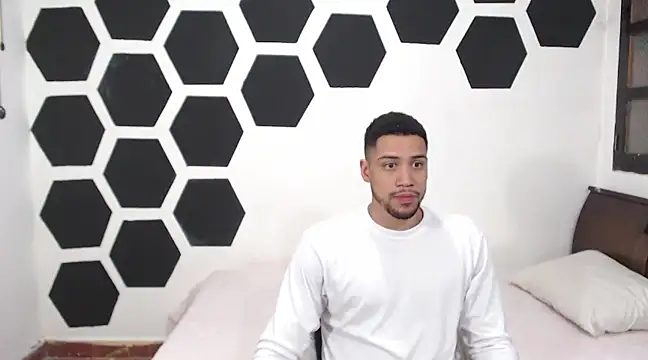 Jhors  Collens online show from December 10, 5:07 am