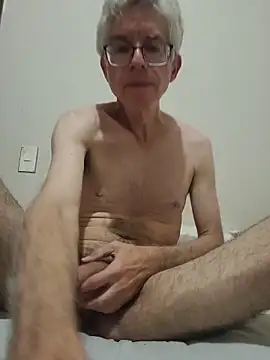 salinasrodolf online show from April 19, 3:28 am