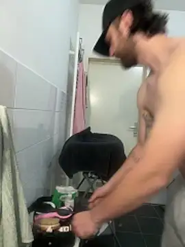 BuurningBoy online show from November 29, 12:45 am