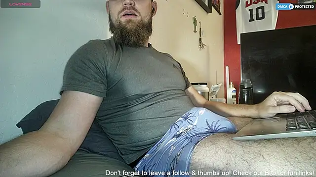 dikdowndaddy online show from July 28, 8:23 pm