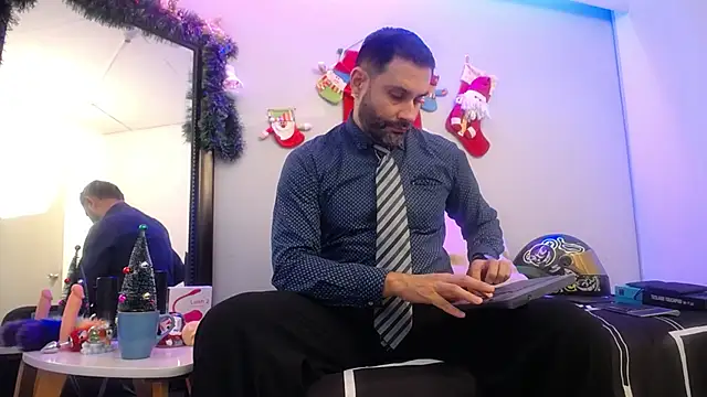 jonasbeards online show from December 2, 3:37 pm