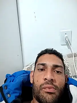 Snapshot of edymm23 chatting on September 9, 12:54 am edymm23 online show from September 9, 12:54 am