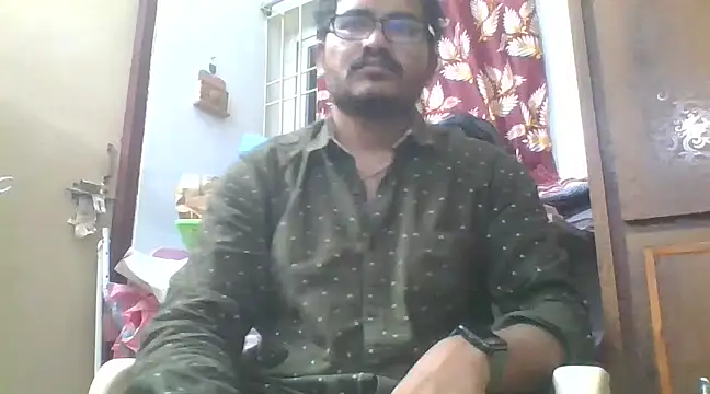 naughtymike0007 online show from December 28, 11:37 pm