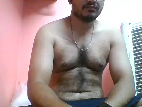 naughtymike0007 online show from September 26, 1:58 am