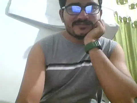 naughtymike0007 online show from December 15, 9:35 am