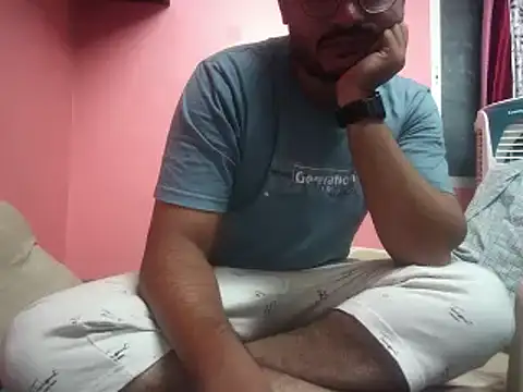 naughtymike0007 online show from September 16, 6:09 pm