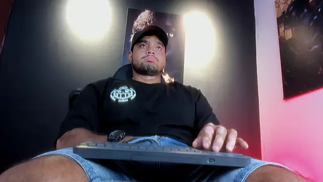 Big furry bear13 online show from October 19, 11:02 am