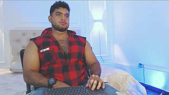 Big furry bear13 online show from October 29, 5:54 am