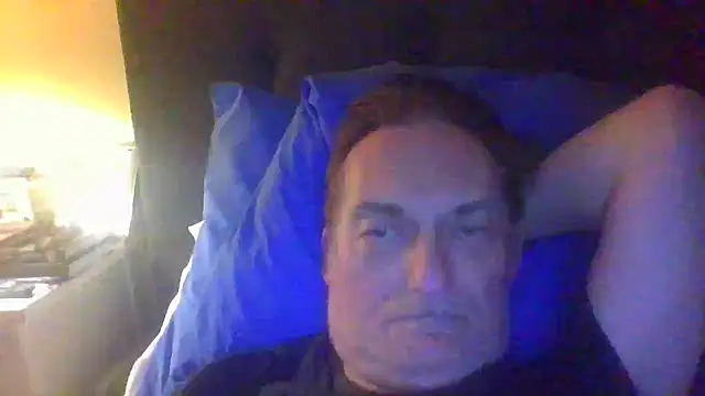 Snapshot of Alain-Bertrand chatting on September 18, 12:12 am Alain-Bertrand online show from September 18, 12:12 am