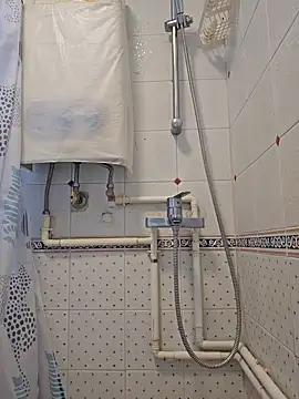 john ng654321 online show from October 16, 1:46 am