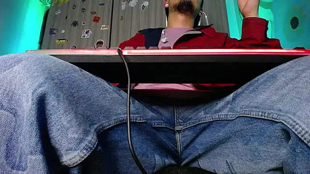 zacwatson  online show from January 18, 9:02 am