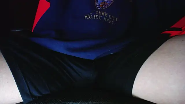 zacwatson  online show from November 30, 8:05 am