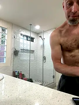 El Gizmo online show from November 9, 12:14 am