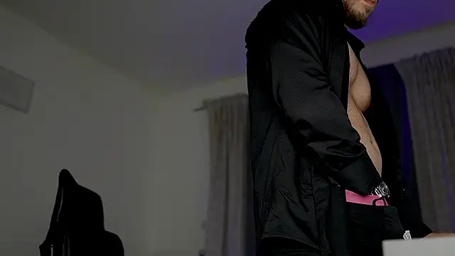 juliusmasters online show from October 9, 10:03 pm