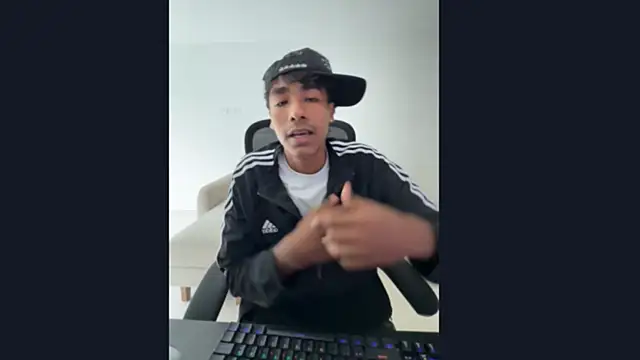 Tyler prince online show from November 28, 6:54 pm