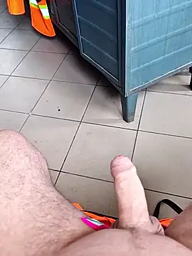 Szeltolo001 online show from March 11, 12:45 pm