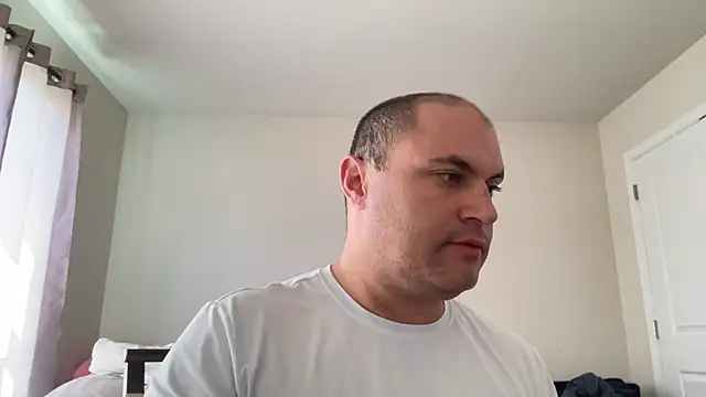 SluggishChase99 online show from April 12, 4:41 pm