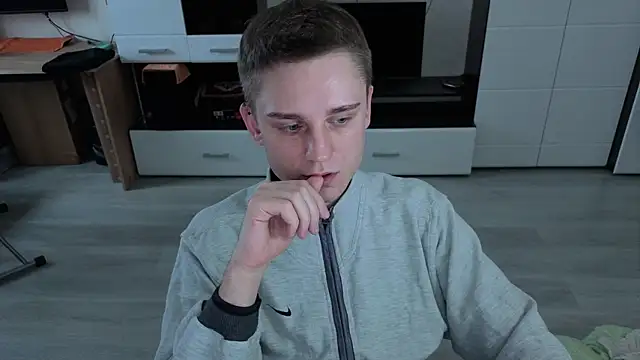 angryzan online show from November 29, 11:23 am