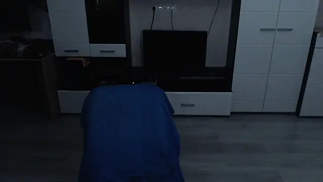 angryzan online show from October 14, 5:25 am