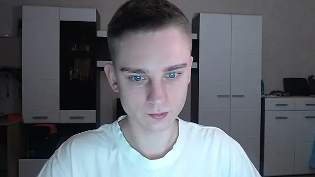 angryzan online show from January 16, 3:56 am