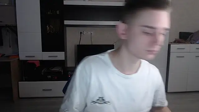 angryzan online show from January 31, 4:36 am