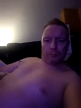 walker1979 online show from November 8, 1:31 am