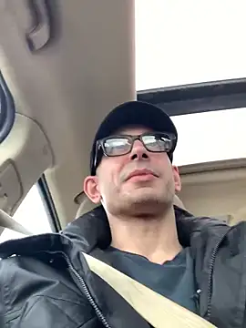 hailzeffn online show from March 21, 6:56 pm