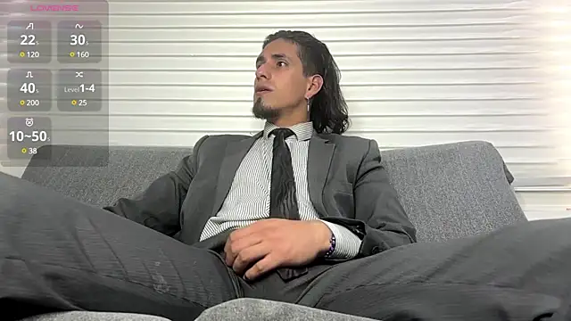 Tom blunt96 online show from December 31, 2:25 pm